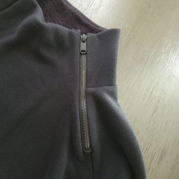 Athleta Cozy Karma Asym Pullover Fleece Sweatshirt Black Size S Petite - Picture 5 of 13